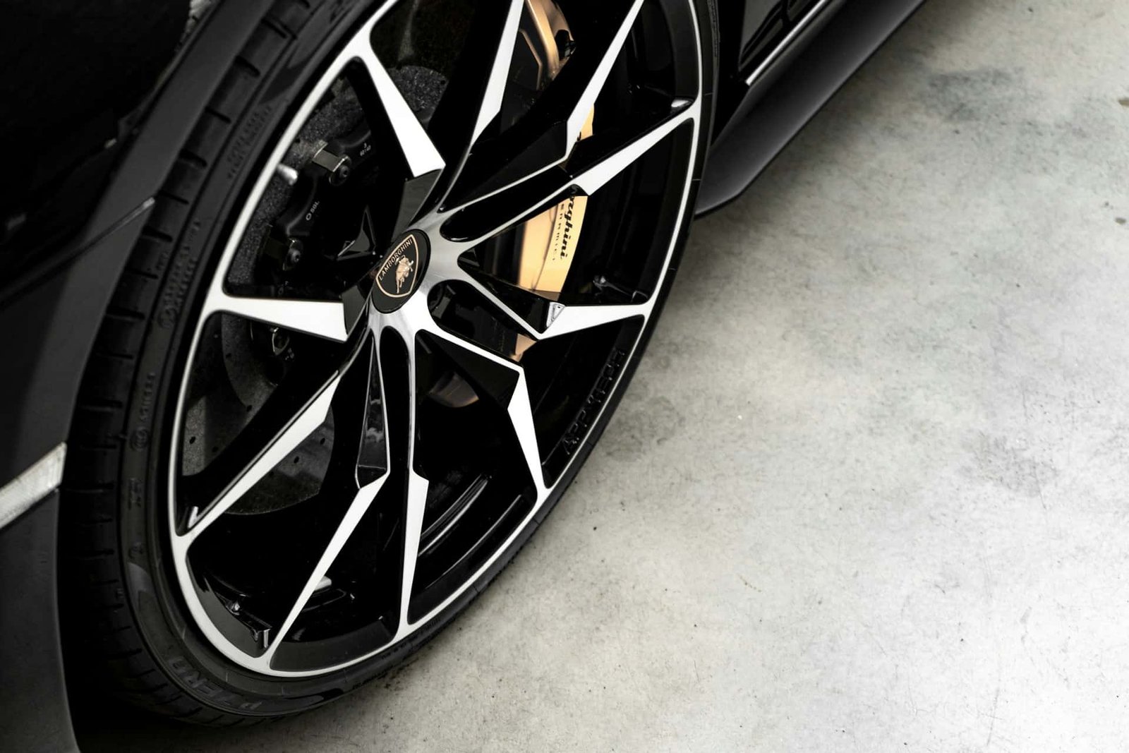 Gray auto wheel